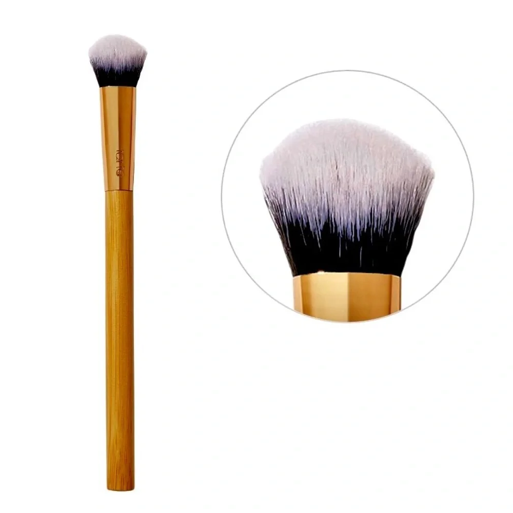 tarte Angled Seamless Finish Concealer Paw Brush
